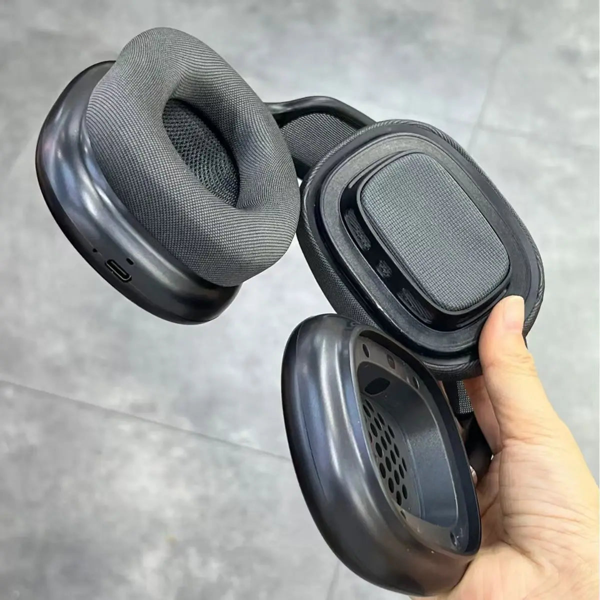 Portable Bluetooth Over-Ear Headphones with Active Noise Cancellation - Foldable Sports Headset for Outdoor Use